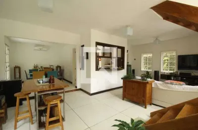 Casa para venda - jacarepaguá, 4 quartos,  700 m² - rio de janeiro
