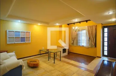 Casa para venda - passo d&apos;areia, 3 quartos,  200 m² - porto alegre