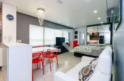 Kitnet / Stúdio à venda na Avenida Portugal, Brooklin, São Paulo por R$ 820.000