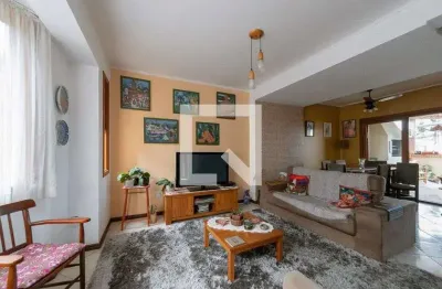 Casa / sobrado em condomínio para venda - cristal , 3 quartos,  205 m² - porto alegre