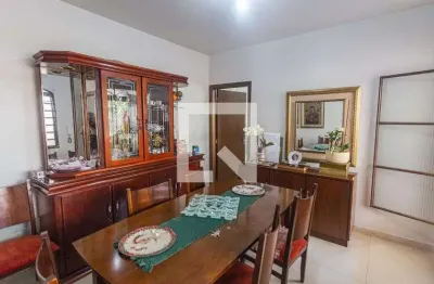 Casa para venda - sagrada família, 4 quartos,  200 m² - belo horizonte