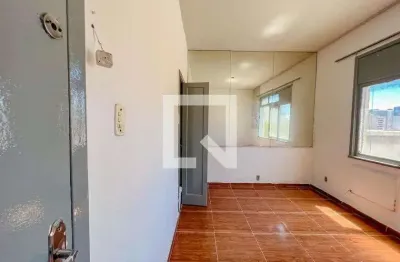 Apartamento à venda na rua república do líbano, centro, rio de janeiro por r$ 150.000