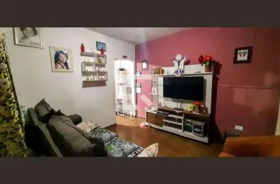 Casa com 2 quartos à venda na Rua Miguel Calmon, Santa Maria, Osasco