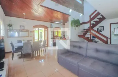 Casa para venda - sarandi, 4 quartos,  490 m² - porto alegre