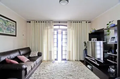 Casa com 3 quartos à venda na Rua Augusto Viana de Castelo, Vila Roque, São Paulo