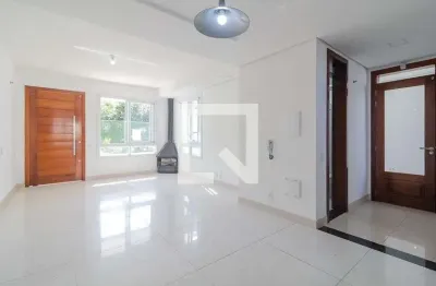 Casa com 3 quartos à venda na Rua Ivo Walter Kern, Hípica, Porto Alegre