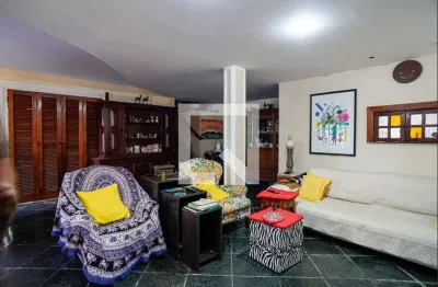 Casa para venda - piratininga, 5 quartos,  220 m² - niterói