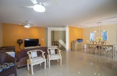 Casa / sobrado em condomínio para venda - vargem grande, 4 quartos,  358 m² - rio de janeiro