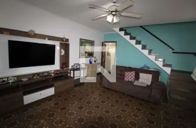 Casa com 2 quartos à venda na Rua das Roseiras, Vila Prudente, São Paulo