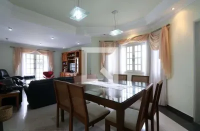 Casa com 3 quartos à venda na Rua Eusébio de Paiva, Vila Romana, São Paulo