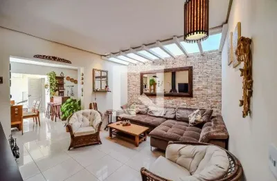 Casa para venda - sarandi, 4 quartos,  220 m² - porto alegre