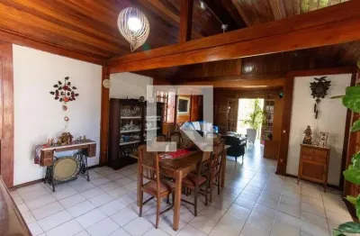 Casa / sobrado em condomínio para venda - cantagalo, 5 quartos,  199 m² - niterói
