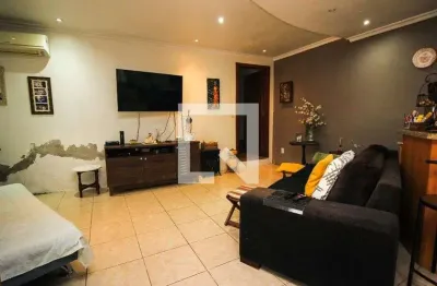 Casa para venda - cristal , 2 quartos,  253 m² - porto alegre