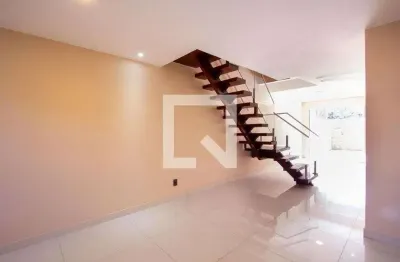 Casa / sobrado em condomínio para venda - camboinhas, 3 quartos,  120 m² - niterói