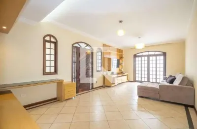 Casa com 3 quartos à venda na Rua Julieta Filipini, Umuarama, Osasco