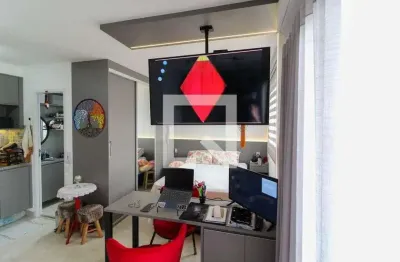 Kitnet / Stúdio à venda na Avenida dos Carinás, Moema, São Paulo