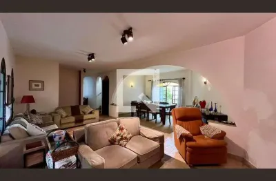 Casa para venda - alto de pinheiros, 4 quartos,  275 m² - são paulo