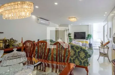 Casa para venda - tristeza, 3 quartos,  490 m² - porto alegre