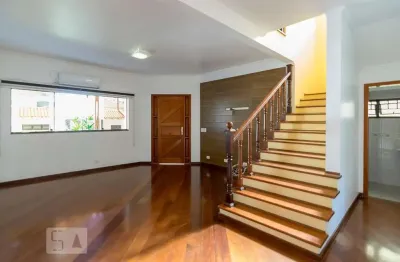Casa para venda - anchieta, 3 quartos,  195 m² - são bernardo do campo