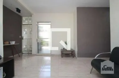 Casa para venda - ouro preto, 3 quartos,  300 m² - belo horizonte