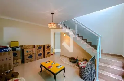 Casa com 3 quartos à venda na Rua Guaçui, Belém, São Paulo