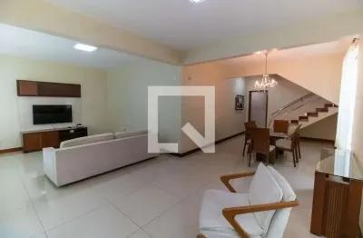 Casa para venda - itaipu, 6 quartos,  600 m² - niterói
