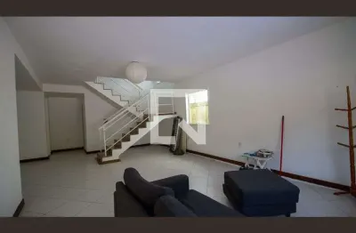 Casa / sobrado em condomínio para venda - vargem pequena, 4 quartos,  200 m² - rio de janeiro