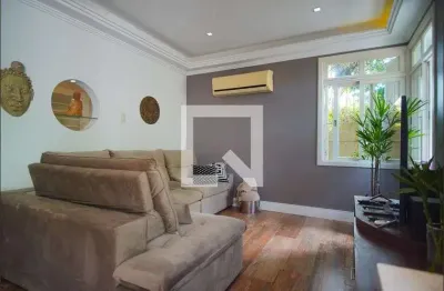 Casa para venda - petrópolis, 3 quartos,  260 m² - porto alegre