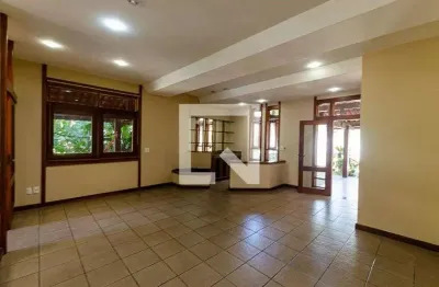 Casa / sobrado em condomínio para venda - cantagalo, 7 quartos,  675 m² - niterói
