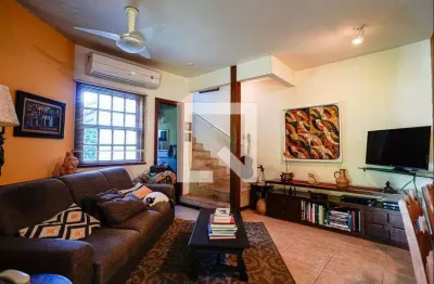 Casa / sobrado em condomínio para venda - badu, 3 quartos,  200 m² - niterói