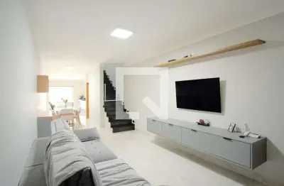 Casa com 4 quartos à venda na Rua Cruz Jobim, Vila Carrão, São Paulo