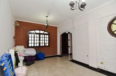 Casa com 3 quartos à venda na Rua Jácomo Jacobuci, Vila Fátima, Guarulhos