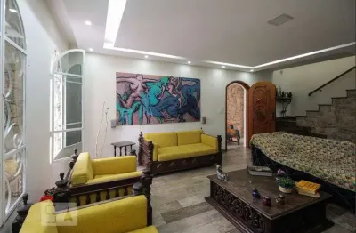 Casa com 4 quartos à venda na Rua Serra de Jairé, Belém, São Paulo