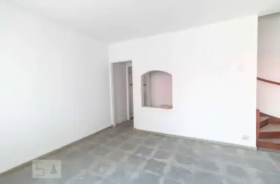 Casa com 2 quartos à venda na Rua Onze de Junho, Centro, Santo André