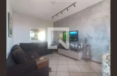 Casa para venda - santa mônica, 5 quartos,  228 m² - belo horizonte