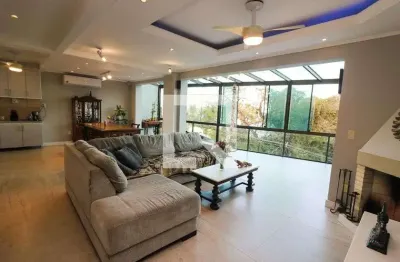 Casa / sobrado em condomínio para venda - tristeza, 3 quartos,  222 m² - porto alegre