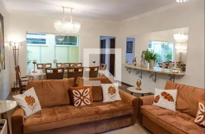 Casa com 5 quartos à venda na Rua Sérgio Rabêlo, Vila Galvão, Guarulhos