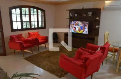 Casa para venda - curicica, 3 quartos,  219 m² - rio de janeiro