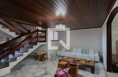 Casa com 6 quartos à venda na Rua Artur Itabirano, São José, Belo Horizonte