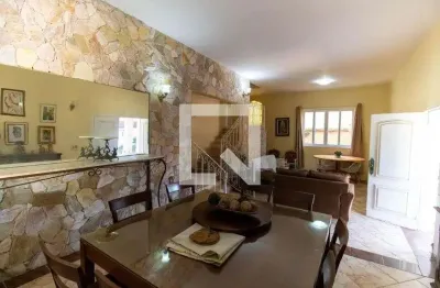 Casa para venda - maravista, 7 quartos,  371 m² - niterói