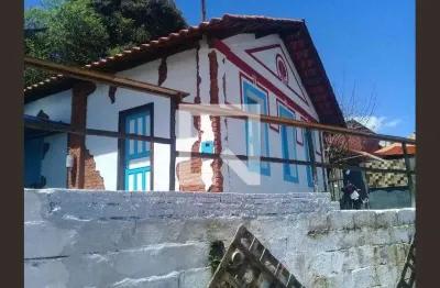 Casa em condomínio fechado à venda na rua dona maria da glória, são sebastião das águas claras, nova lima por r$ 2.200.000