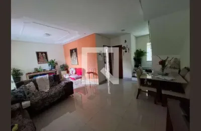 Casa com 3 quartos à venda na Rua Augusto Macedo, Betânia, Contagem