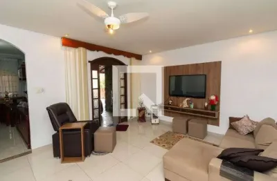 Casa para venda - fonte grande, 3 quartos,  254 m² - contagem