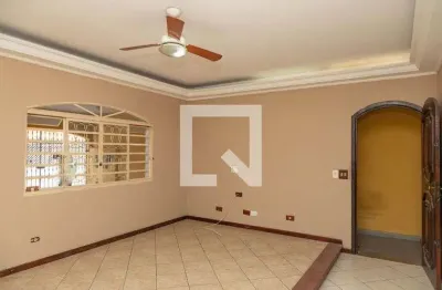 Casa para venda - taboão, 4 quartos,  305 m² - diadema