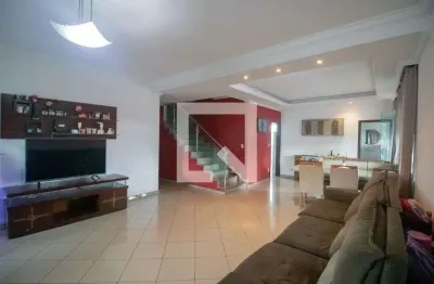 Casa para venda - tropical, 3 quartos,  370 m² - contagem