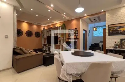 Casa com 3 quartos à venda na Rua Jácomo Jacobucci, Vila Fátima, Guarulhos