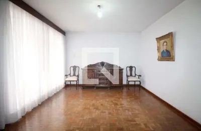 Casa com 4 quartos à venda na Rua Pombal, Sumaré, São Paulo