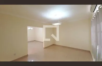 Casa com 4 quartos à venda na Rua José Gabeta, Vila Marieta, Campinas