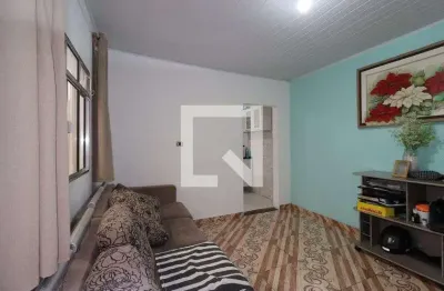 Casa com 2 quartos à venda na Rua Okinawa, Vila Apiaí, Santo André