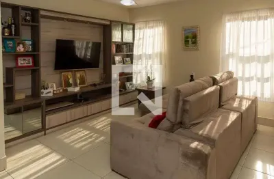 Casa / sobrado em condomínio para venda - taquara, 3 quartos,  200 m² - rio de janeiro